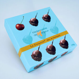 9 moreller med Marc de Champagne og mørk sjokolade